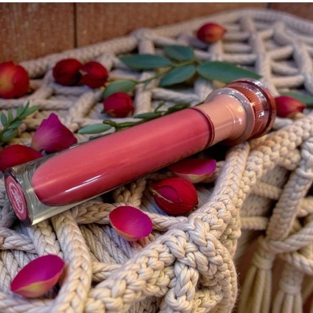 Jeffree Star Cosmetics - Lip Arousal - "Strawberry Latex" - *NIB* - Picture 2 of 4